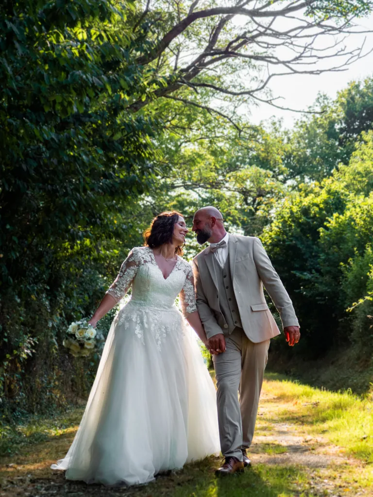 Photo de couple des mariés à Villeneuve de Rivière - Mariage de Sophie et Alain - 2025 - Photographe à Saint-Gaudens (31) Marc Villard / VILMAGE